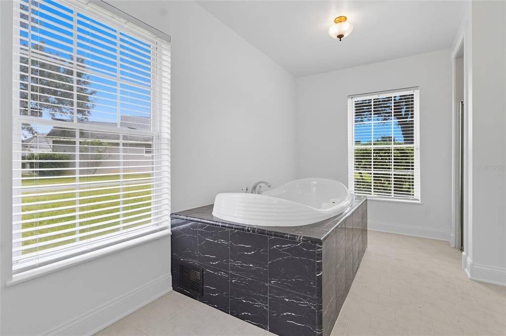 Active With Contract: $365,000 (3 beds, 2 baths, 2288 Square Feet)