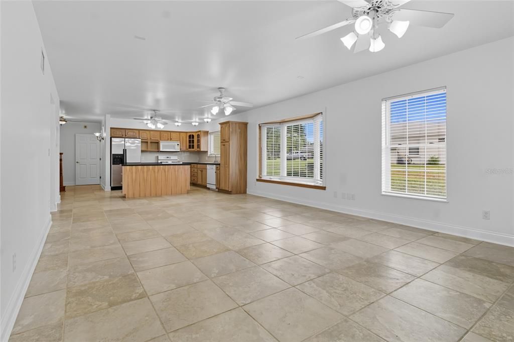 Active With Contract: $365,000 (3 beds, 2 baths, 2288 Square Feet)