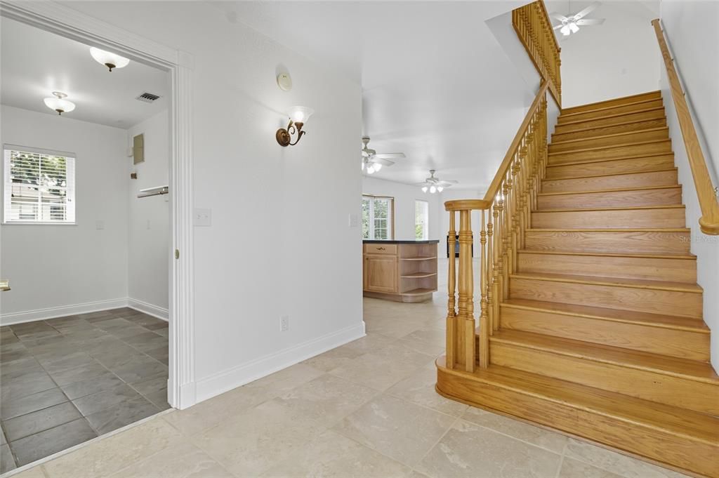 Active With Contract: $365,000 (3 beds, 2 baths, 2288 Square Feet)