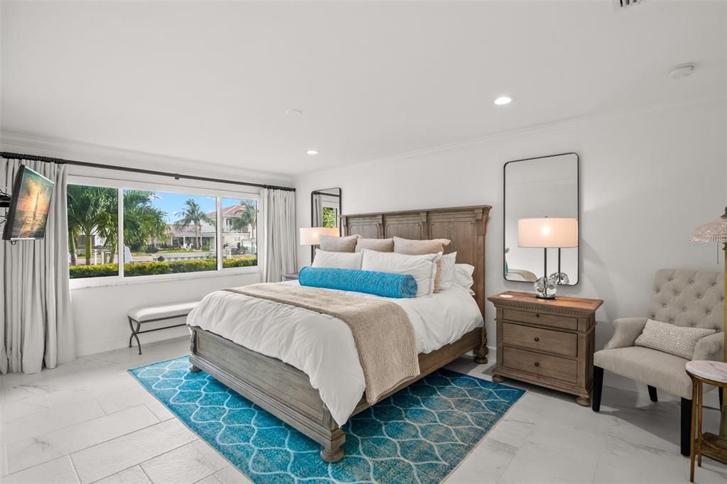 Под контрактом: $1,795,000 (3 спален, 2 ванн, 2229 Квадратных фут)