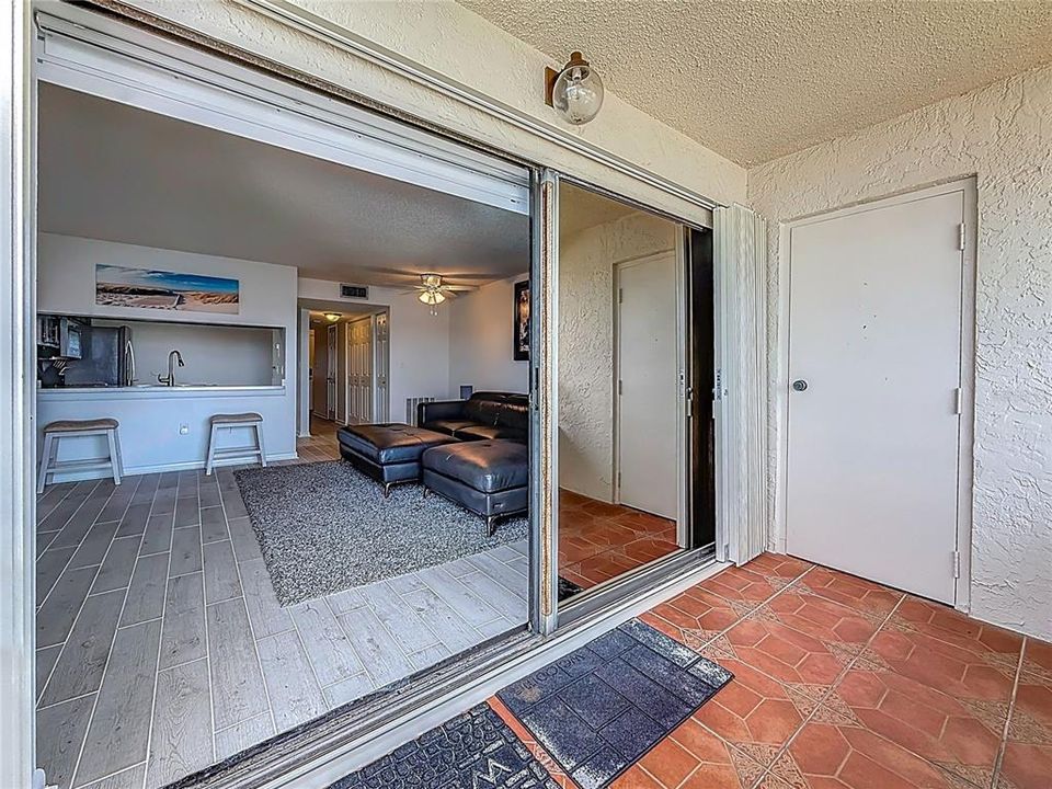 В аренду: $2,350 (1 спален, 1 ванн, 790 Квадратных фут)