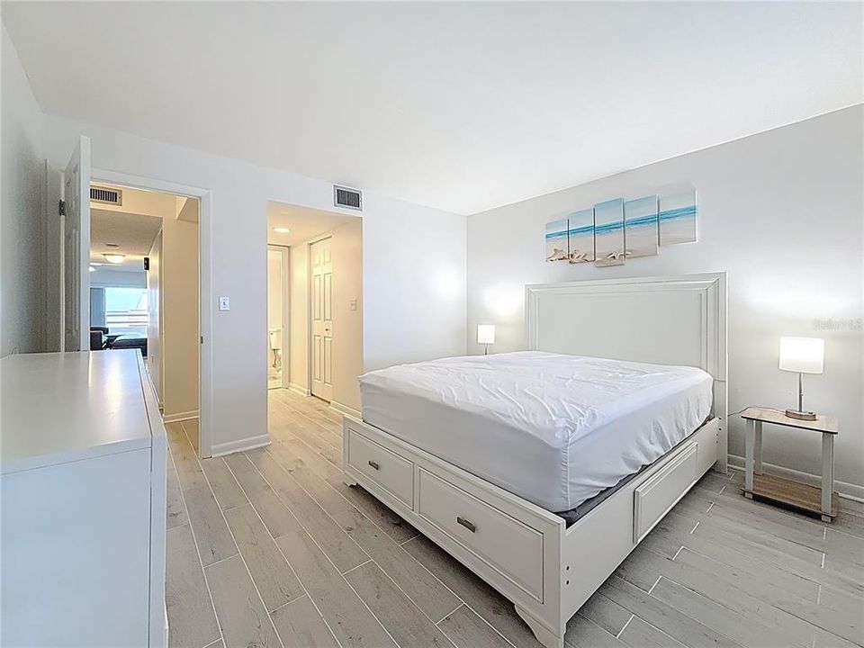 В аренду: $2,350 (1 спален, 1 ванн, 790 Квадратных фут)