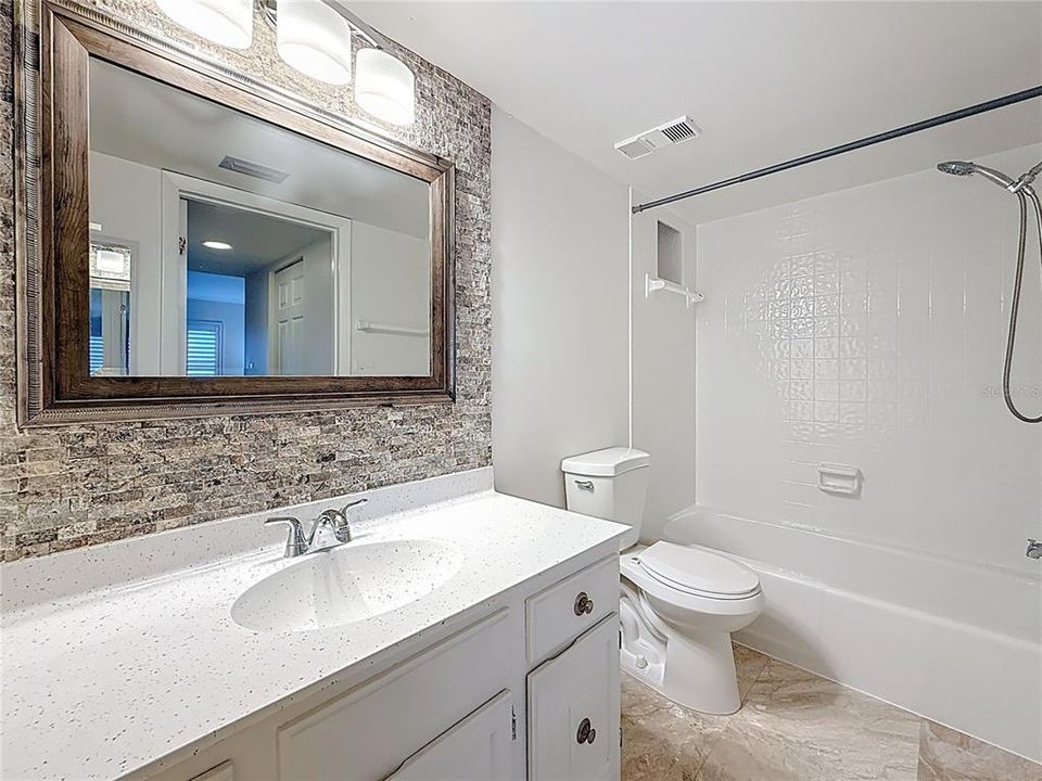 В аренду: $2,350 (1 спален, 1 ванн, 790 Квадратных фут)