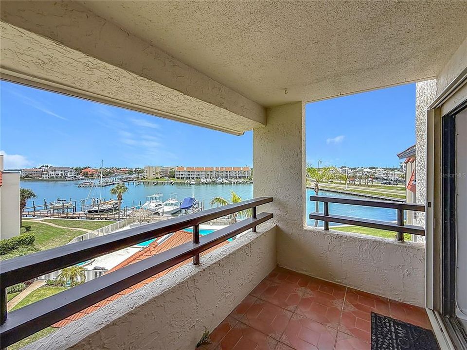 В аренду: $2,350 (1 спален, 1 ванн, 790 Квадратных фут)