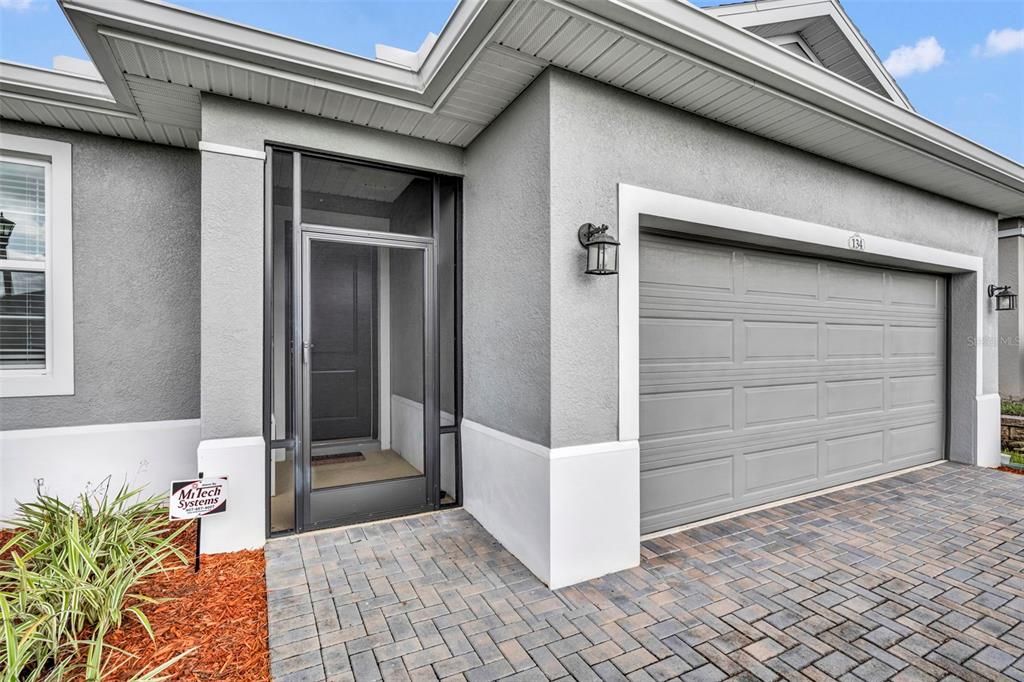 For Sale: $363,000 (3 beds, 2 baths, 1644 Square Feet)