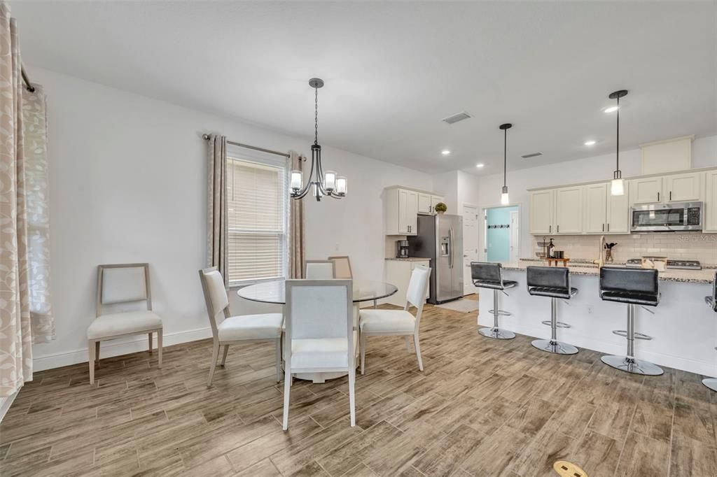 For Sale: $363,000 (3 beds, 2 baths, 1644 Square Feet)