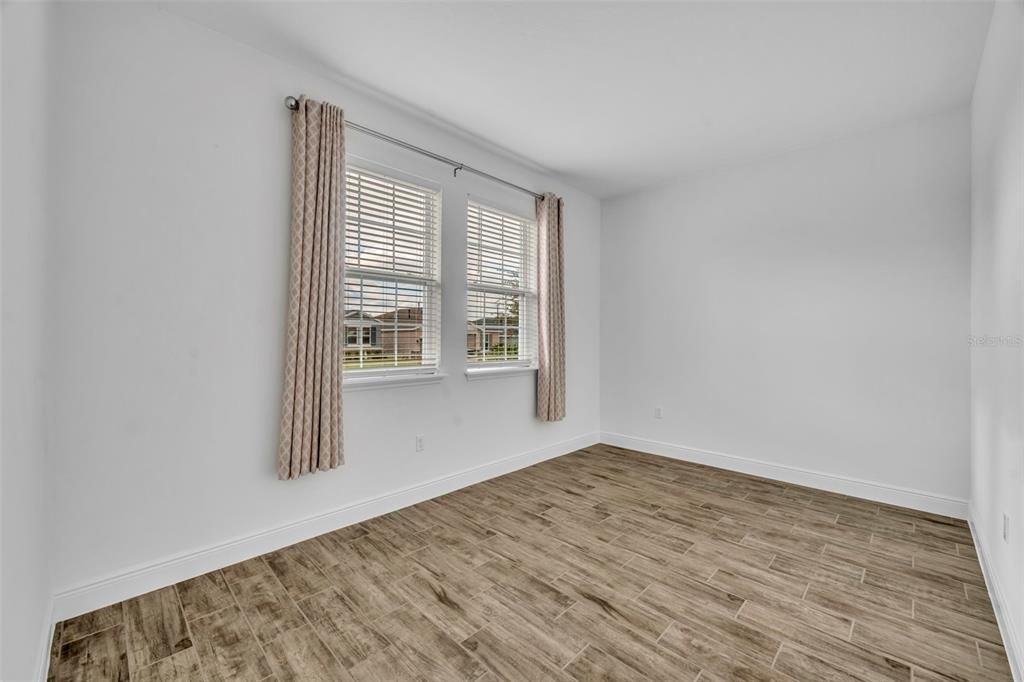 For Sale: $363,000 (3 beds, 2 baths, 1644 Square Feet)