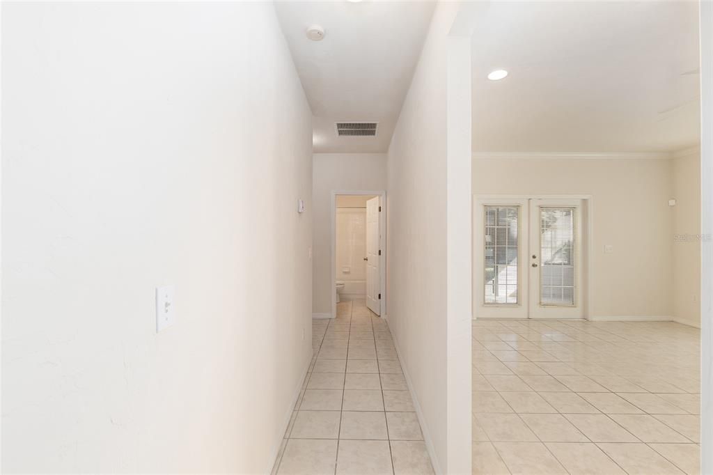 待售: $230,000 (2 贝兹, 2 浴室, 1207 平方英尺)