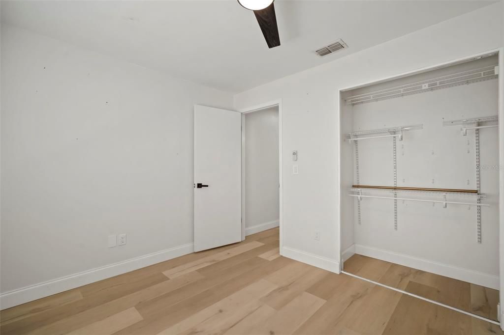 For Sale: $350,000 (3 beds, 2 baths, 1305 Square Feet)