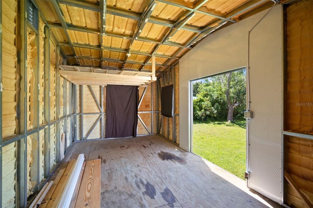 For Sale: $350,000 (3 beds, 2 baths, 1305 Square Feet)