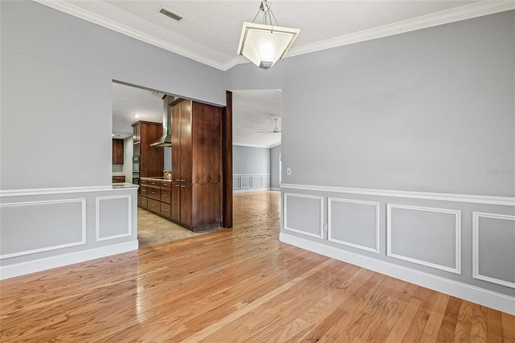 待售: $549,900 (4 贝兹, 2 浴室, 2786 平方英尺)