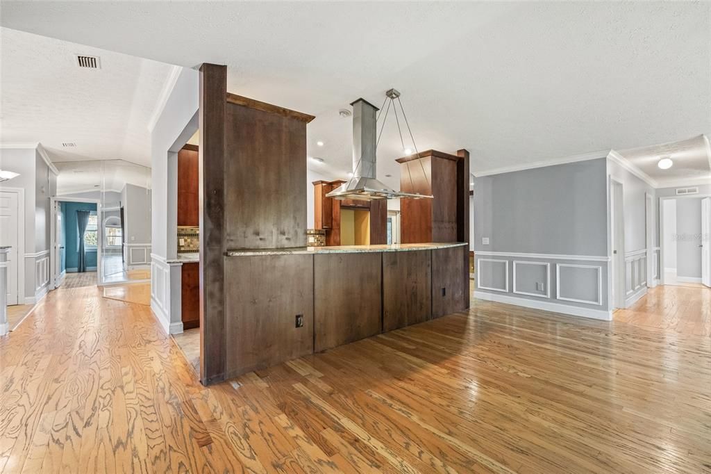 待售: $549,900 (4 贝兹, 2 浴室, 2786 平方英尺)