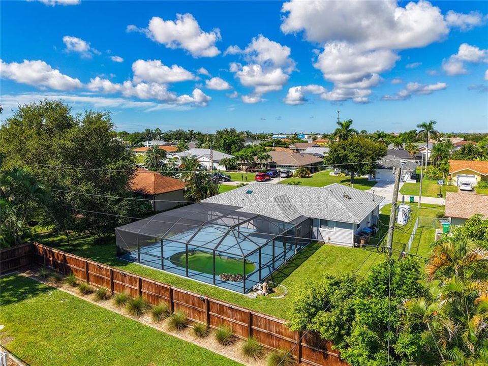 For Sale: $299,000 (3 beds, 2 baths, 1226 Square Feet)