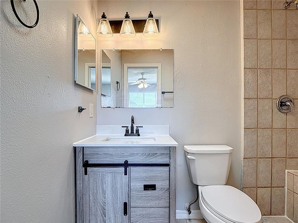 For Sale: $299,000 (3 beds, 2 baths, 1226 Square Feet)