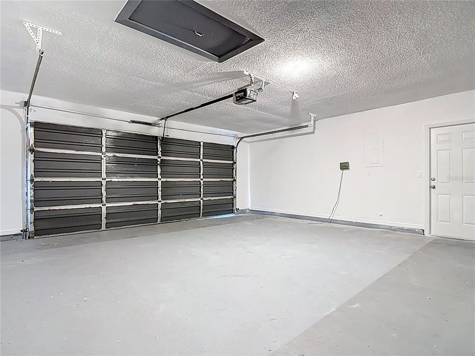 For Sale: $299,000 (3 beds, 2 baths, 1226 Square Feet)