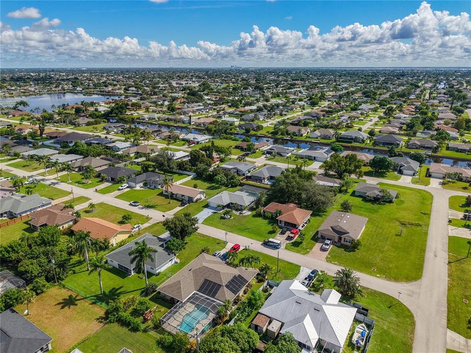 For Sale: $299,000 (3 beds, 2 baths, 1226 Square Feet)