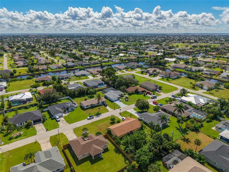 For Sale: $299,000 (3 beds, 2 baths, 1226 Square Feet)