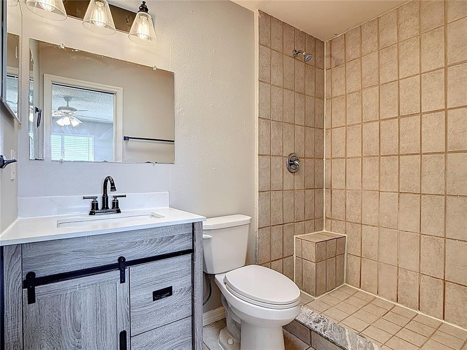 For Sale: $299,000 (3 beds, 2 baths, 1226 Square Feet)