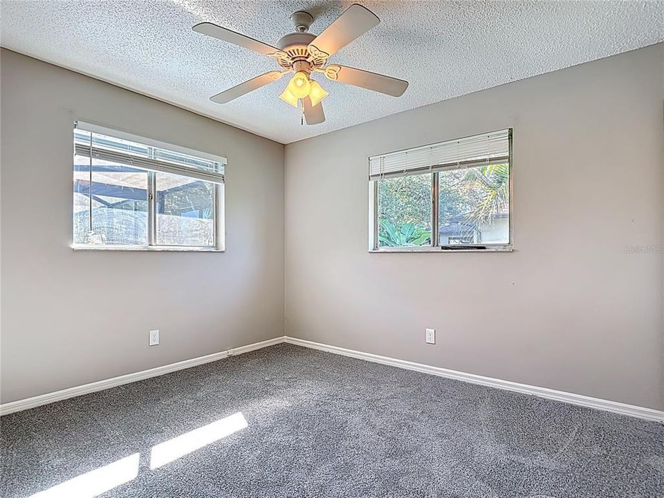 For Sale: $299,000 (3 beds, 2 baths, 1226 Square Feet)