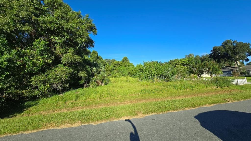 待售: $175,000 (0.59 acres)