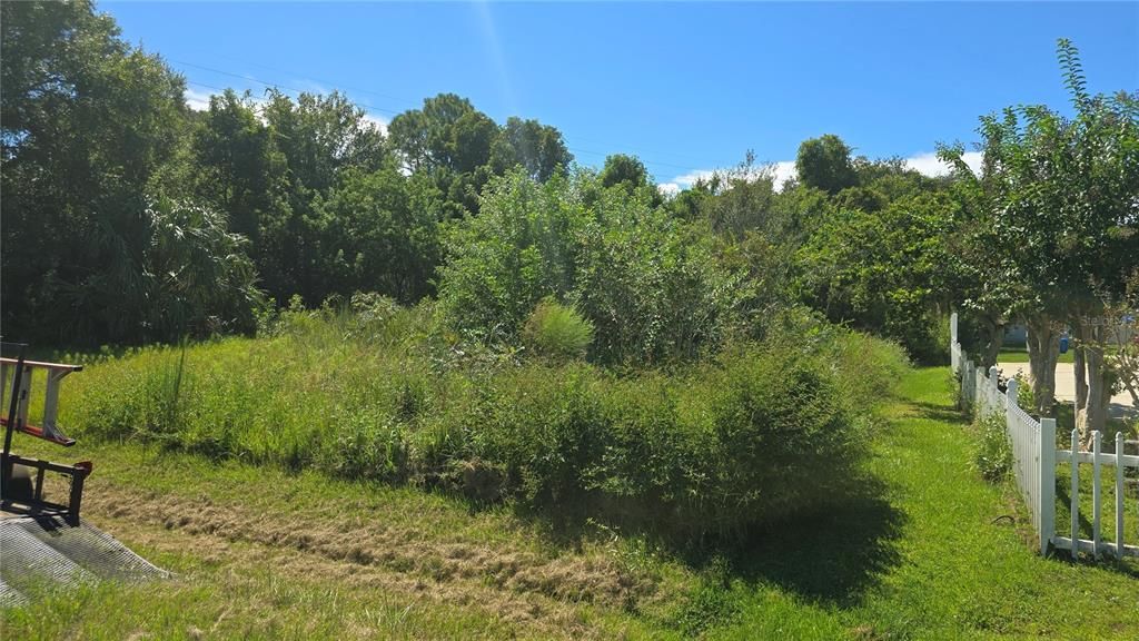 待售: $175,000 (0.59 acres)