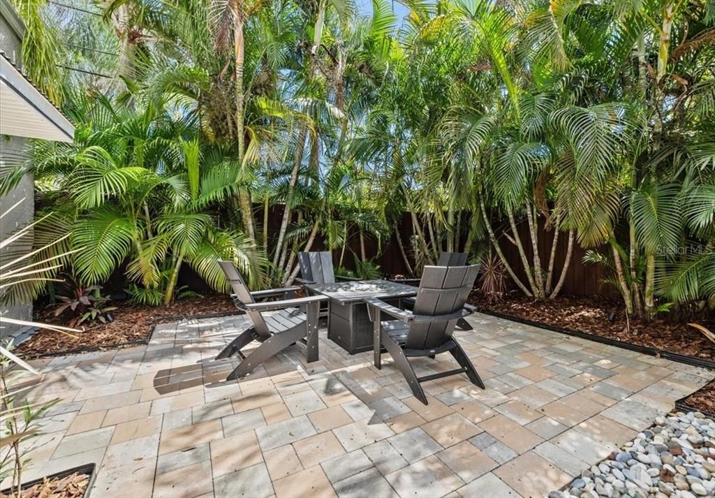 待售: $1,149,000 (4 贝兹, 3 浴室, 2573 平方英尺)