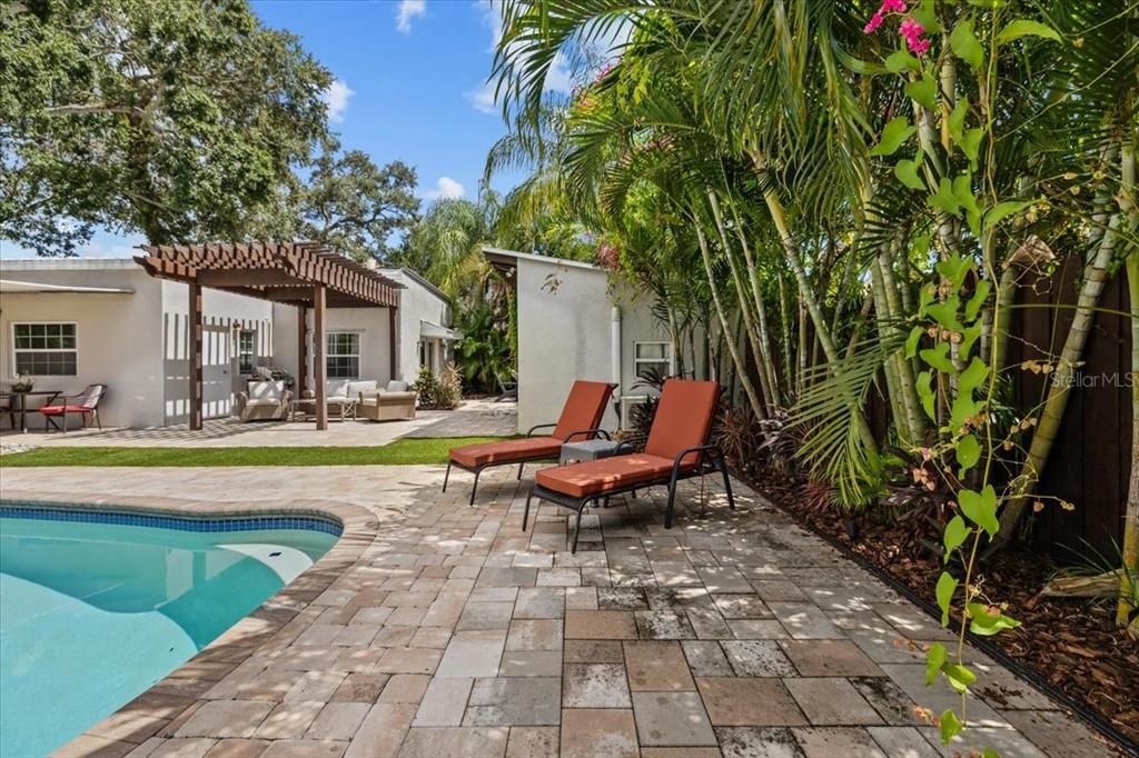 待售: $1,149,000 (4 贝兹, 3 浴室, 2573 平方英尺)