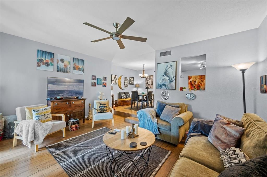 Activo con contrato: $115,000 (1 camas, 1 baños, 633 Pies cuadrados)