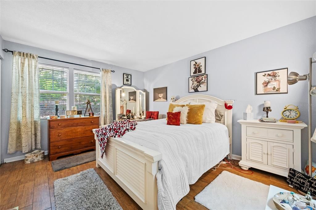 Activo con contrato: $115,000 (1 camas, 1 baños, 633 Pies cuadrados)