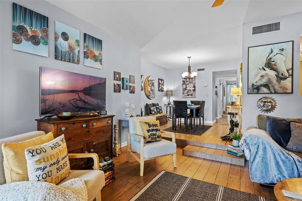 Activo con contrato: $115,000 (1 camas, 1 baños, 633 Pies cuadrados)