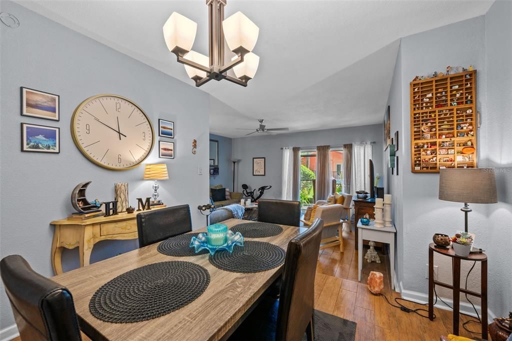 Activo con contrato: $115,000 (1 camas, 1 baños, 633 Pies cuadrados)