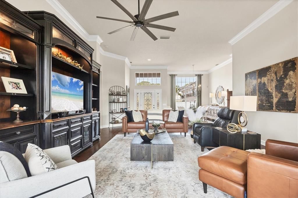 En Venta: $864,900 (4 camas, 3 baños, 3018 Pies cuadrados)