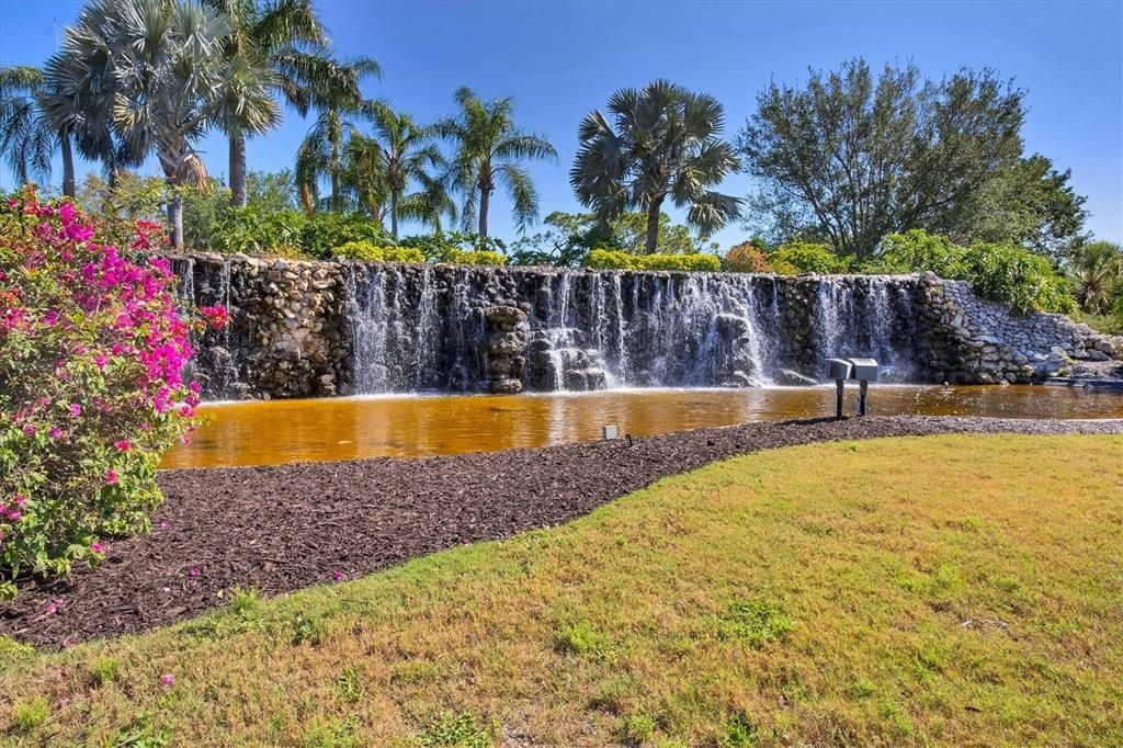 En Venta: $864,900 (4 camas, 3 baños, 3018 Pies cuadrados)