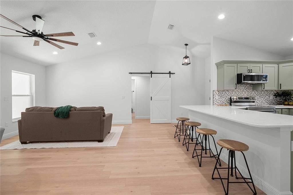 En Venta: $387,500 (3 camas, 2 baños, 1508 Pies cuadrados)