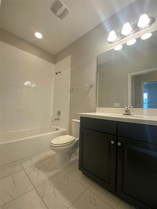 待售: $447,900 (4 贝兹, 3 浴室, 2014 平方英尺)