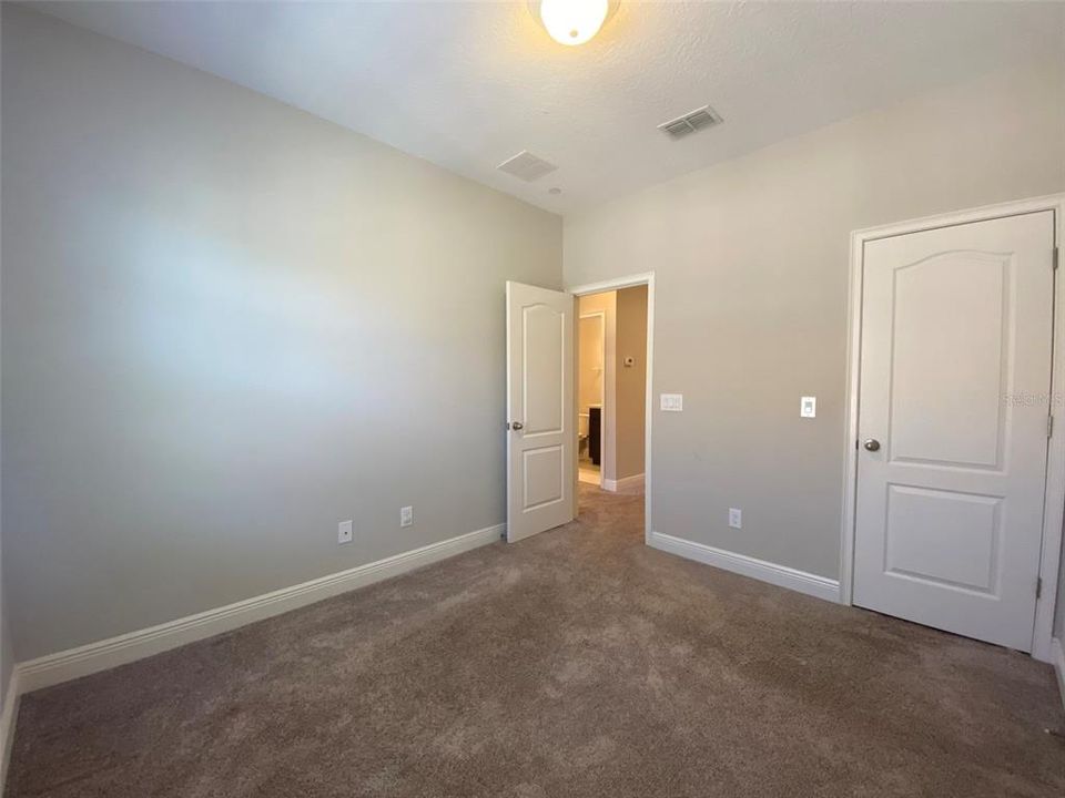 待售: $447,900 (4 贝兹, 3 浴室, 2014 平方英尺)