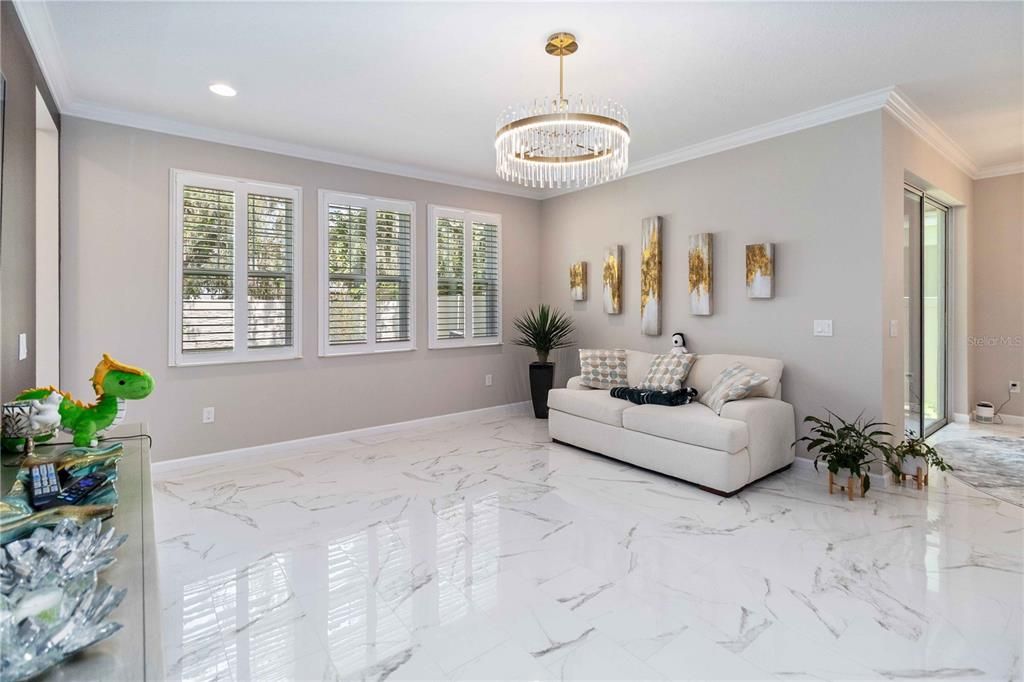 For Sale: $945,000 (6 beds, 4 baths, 3710 Square Feet)