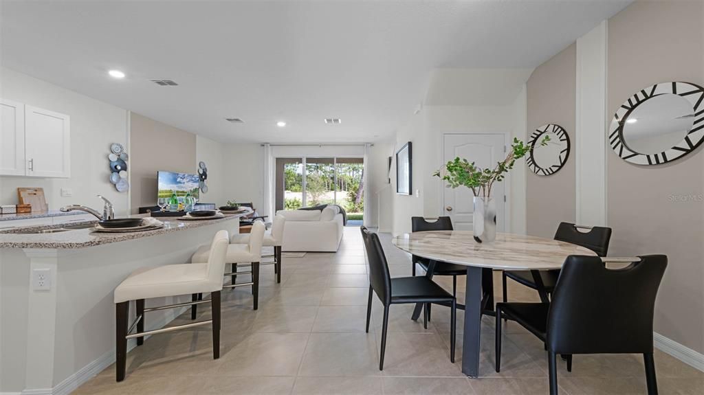 For Sale: $334,990 (3 beds, 2 baths, 1673 Square Feet)