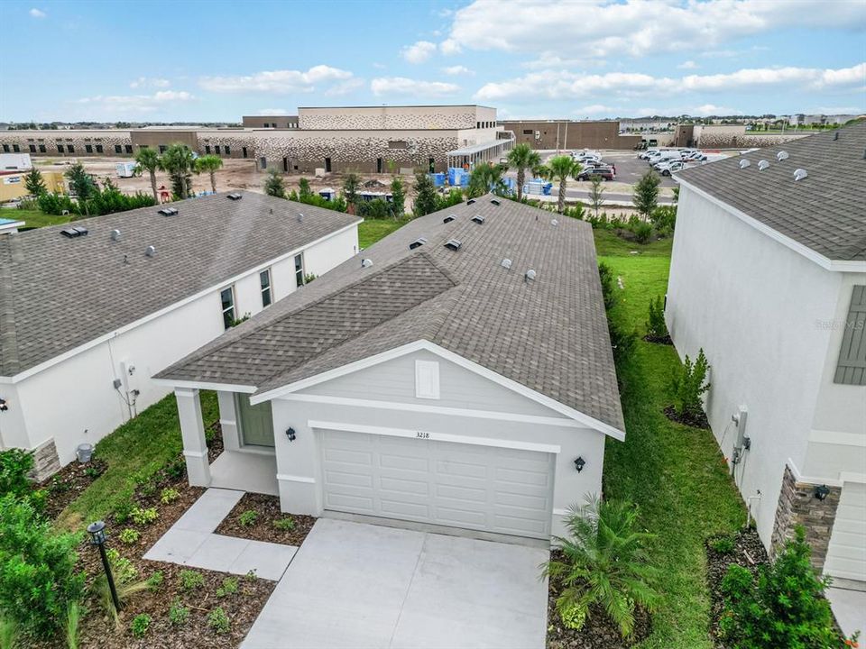 出租: $3,500 (4 贝兹, 2 浴室, 1665 平方英尺)