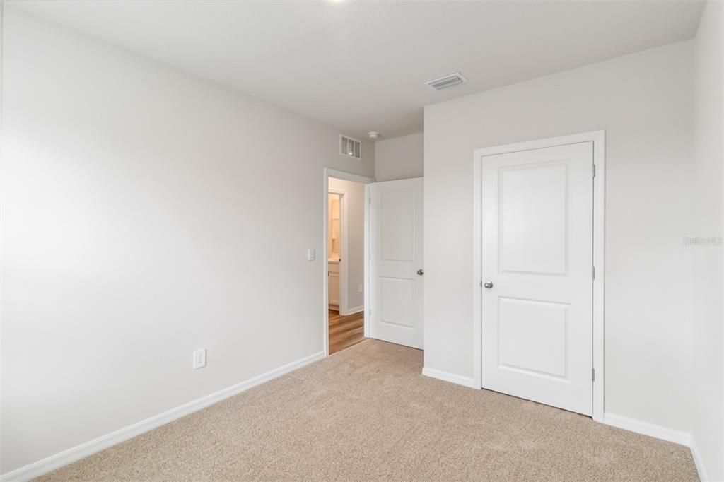 出租: $3,500 (4 贝兹, 2 浴室, 1665 平方英尺)