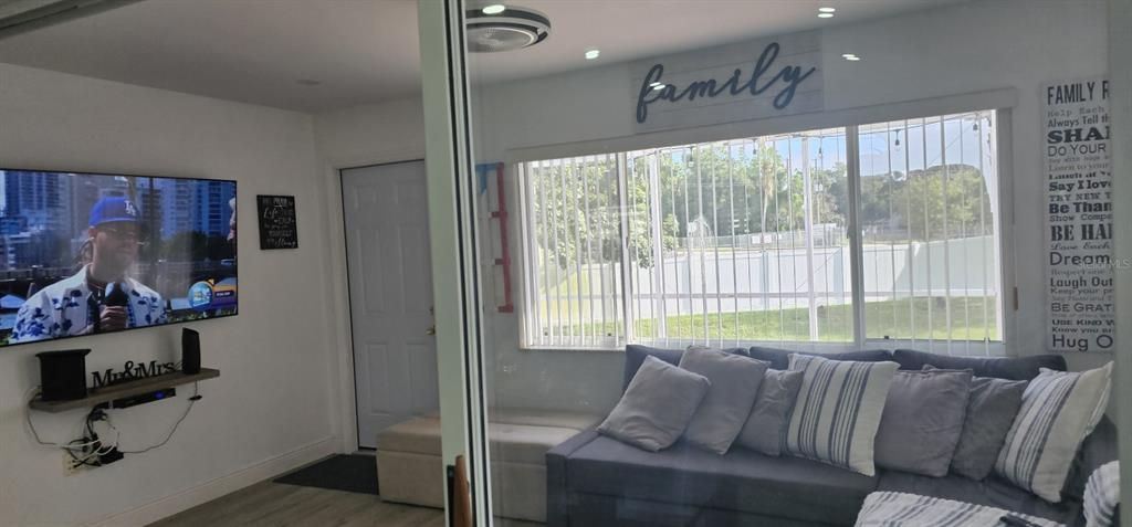 En Renta: $2,500 (3 camas, 2 baños, 1819 Pies cuadrados)