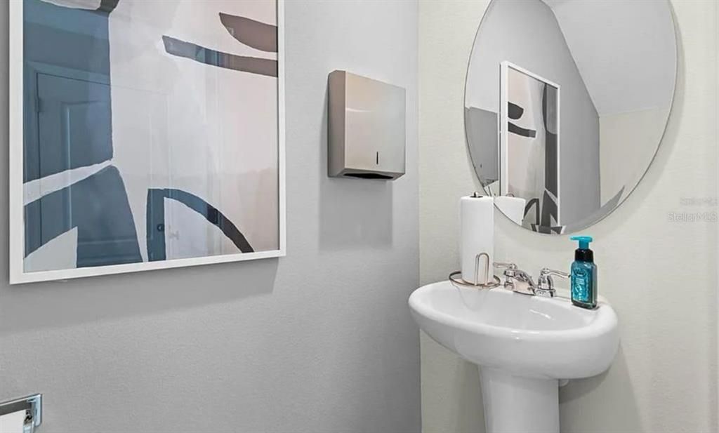 出租: $2,100 (3 贝兹, 2 浴室, 1463 平方英尺)