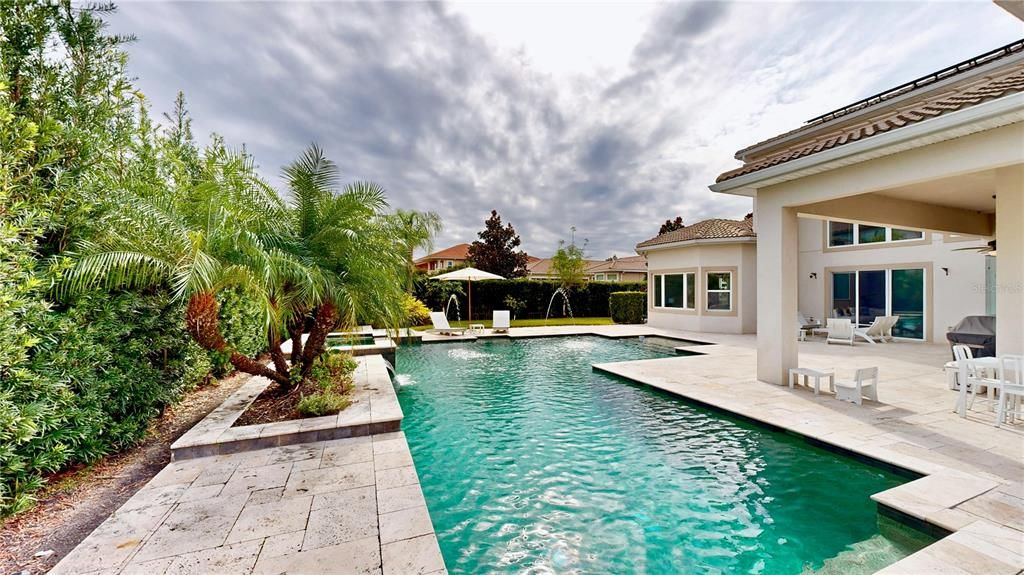 For Sale: $2,750,000 (7 beds, 5 baths, 5221 Square Feet)