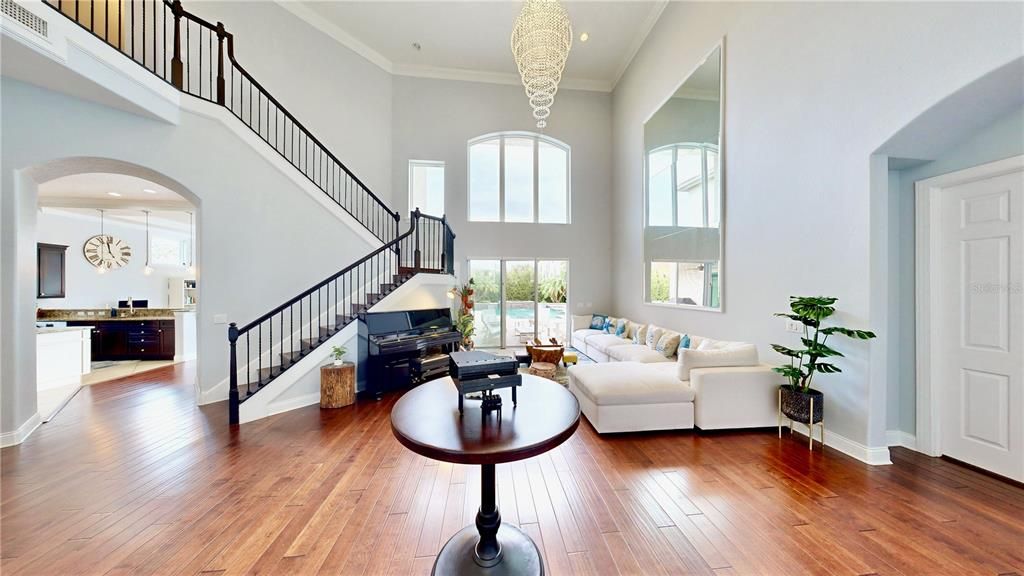 For Sale: $2,750,000 (7 beds, 5 baths, 5221 Square Feet)