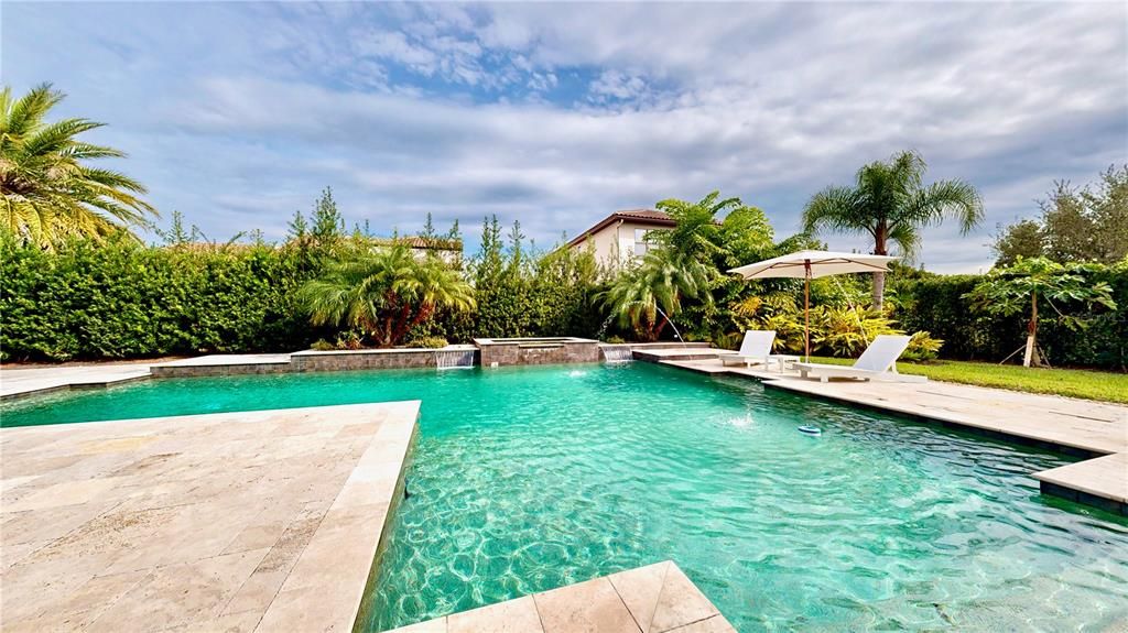 For Sale: $2,750,000 (7 beds, 5 baths, 5221 Square Feet)