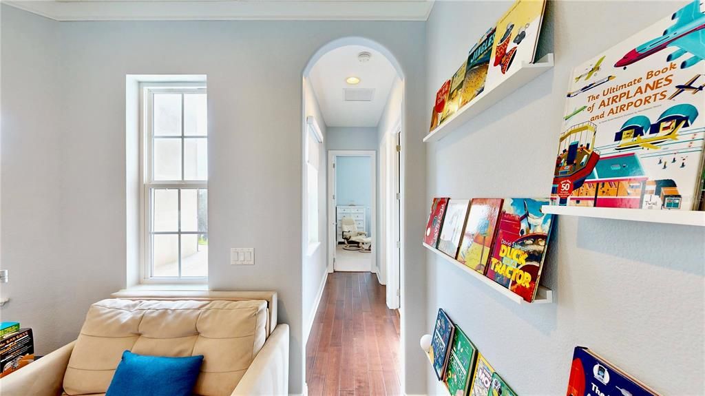 For Sale: $2,750,000 (7 beds, 5 baths, 5221 Square Feet)