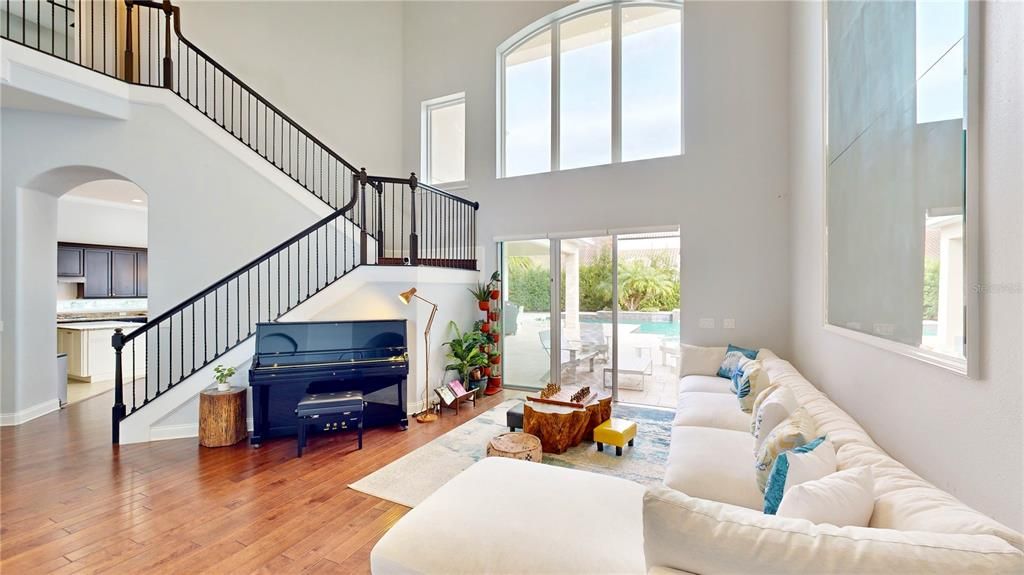 For Sale: $2,750,000 (7 beds, 5 baths, 5221 Square Feet)