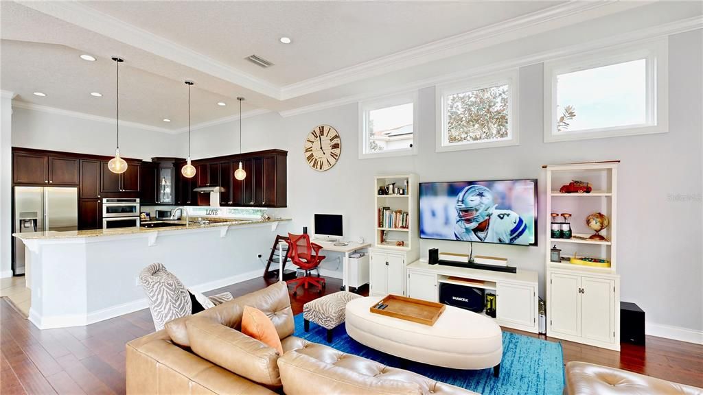 For Sale: $2,750,000 (7 beds, 5 baths, 5221 Square Feet)