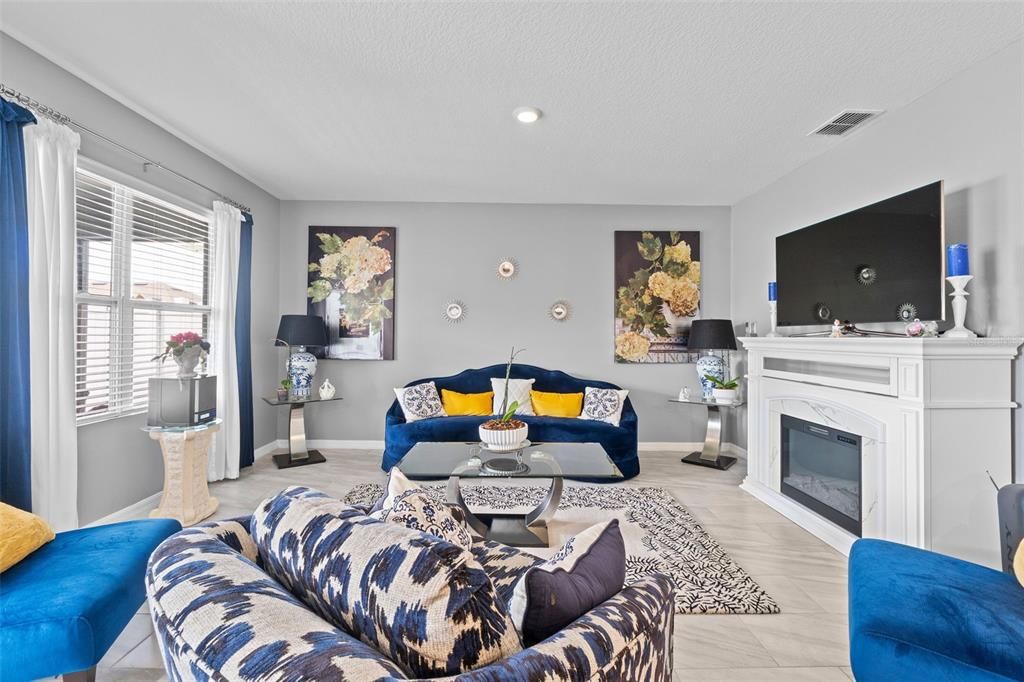 待售: $311,900 (3 贝兹, 2 浴室, 1690 平方英尺)