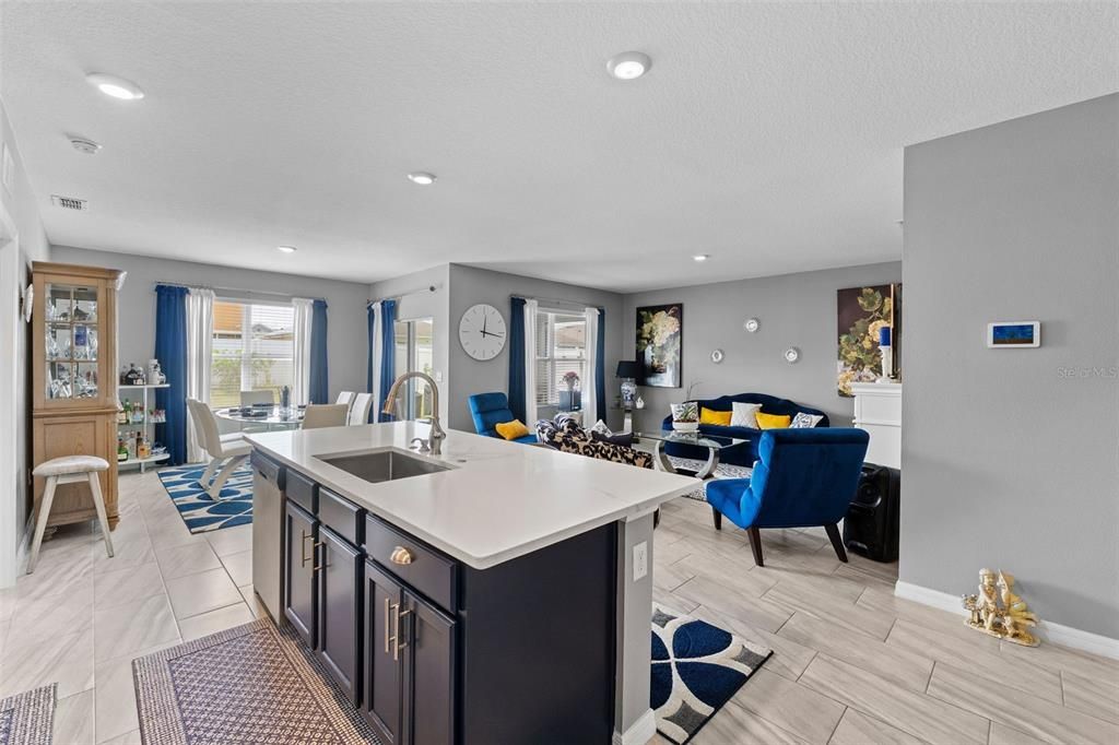 待售: $311,900 (3 贝兹, 2 浴室, 1690 平方英尺)